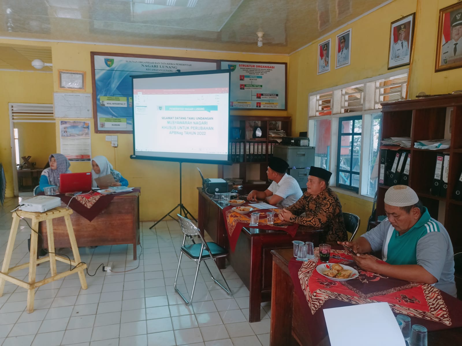 Musyawarah perubahan Apbnag di nagari lunang 