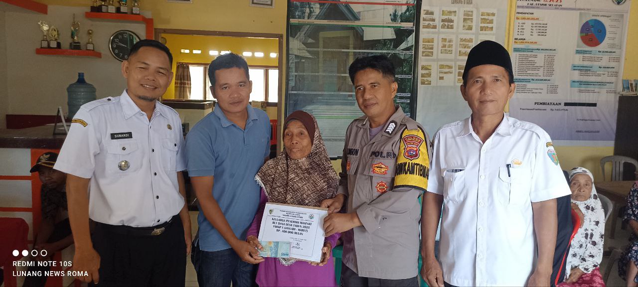 Pembagian BLT Dana Desa di Nagari Lunang Utara Diikuti 33 Penerima*