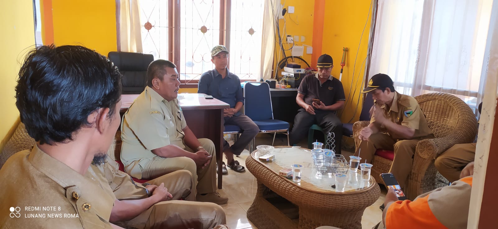rapat beserta bamus baru di kecamatan lunang 