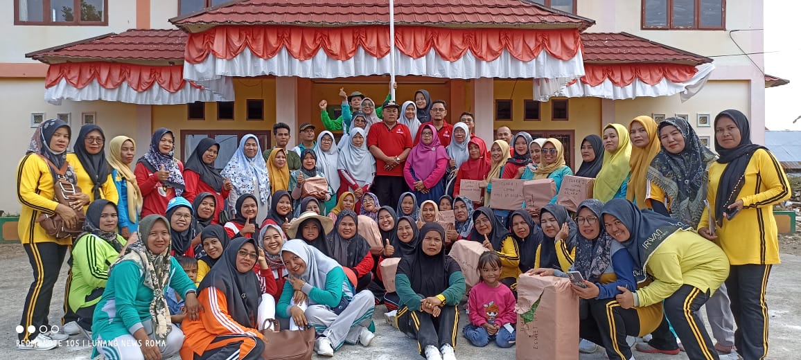 Lomba PKK Kecamatan Lunang meriahkan HUT RI