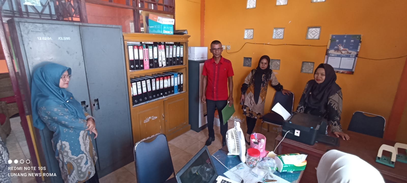 Kunjungan Kadis Kearsipan ke Kecamatan Lunang untuk Pembinaan