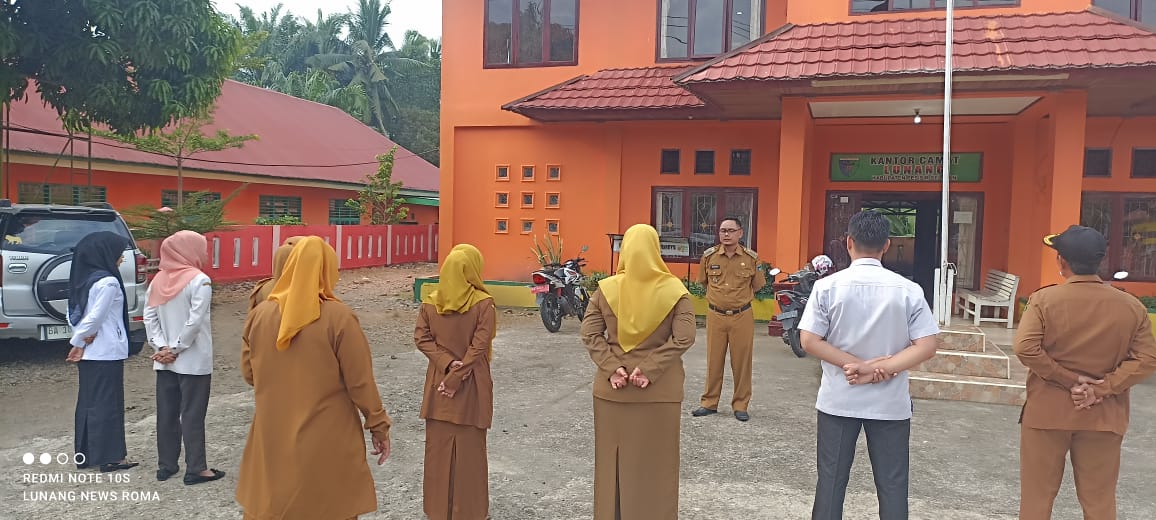  Camat Lunang tekankan pentingnya  disiplin pegawai 