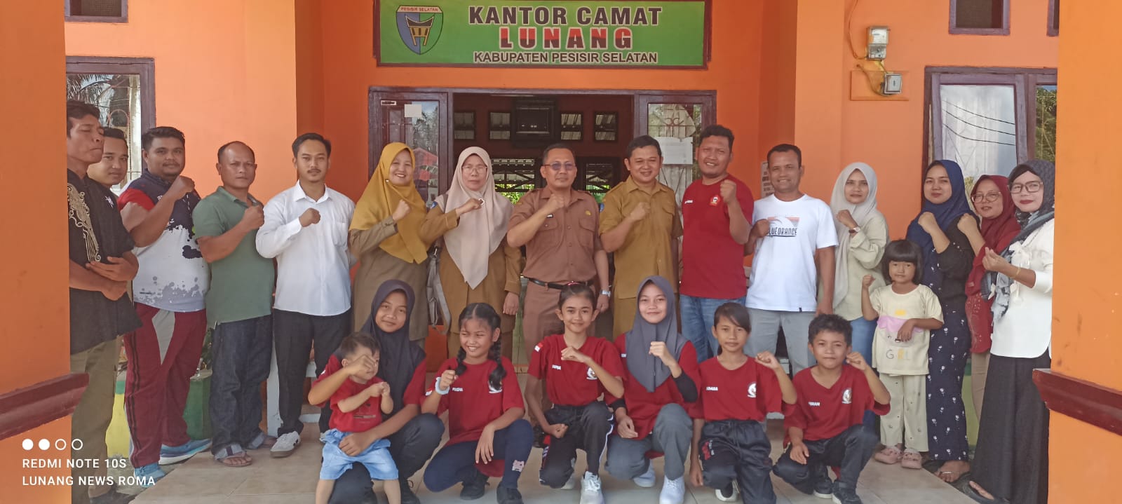 Kontingen Gokasi Kecamatan Lunang Dilepas untuk Ikuti Kejuaraan Nasional di Jambi
